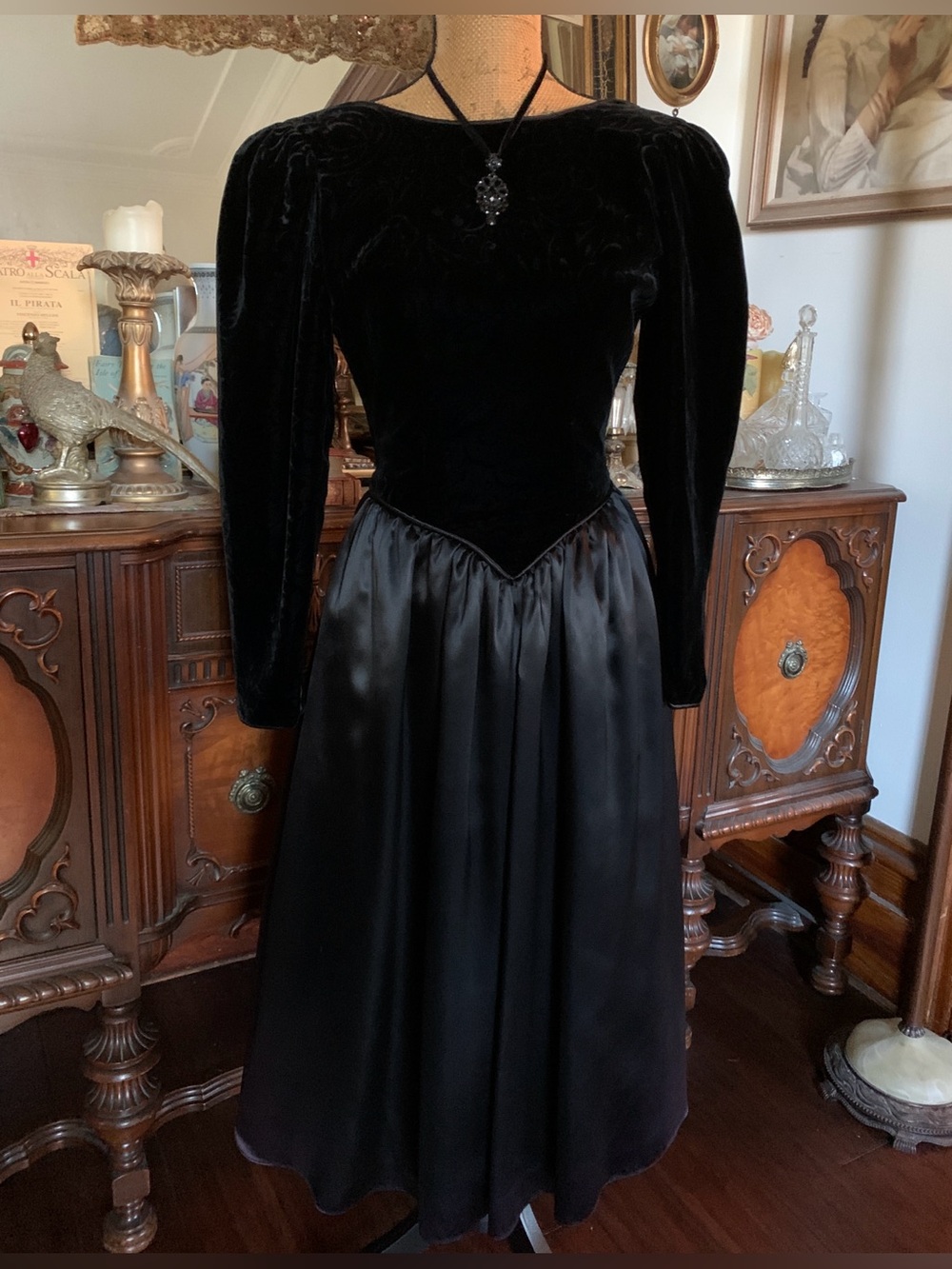 Vintage 80’s Gothic Victorian-inspo Floral Imprinted Velvet Satin Dress Gown